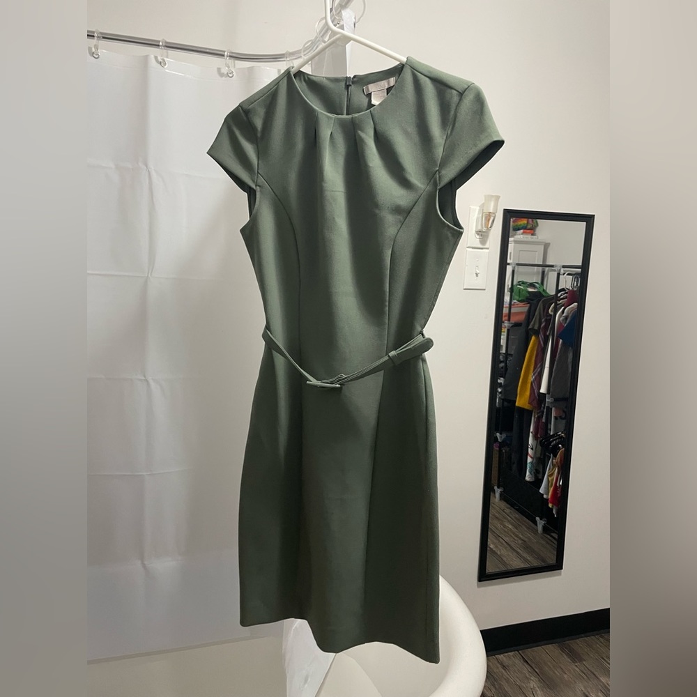 Business causal dress